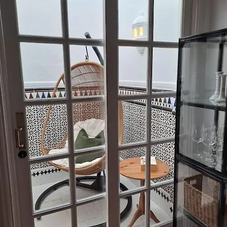 La Casa Nostra - Family Oriented House In Quiet Area *