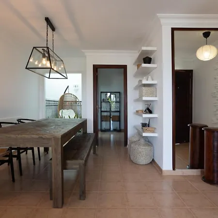 La Casa Nostra - Family Oriented House In Quiet Area Bajamar (La Laguna)