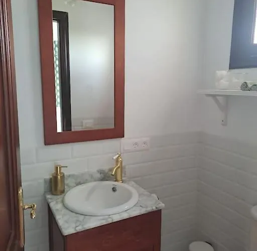 La Casa Nostra - Family Oriented House In Quiet Area Dom wakacyjny