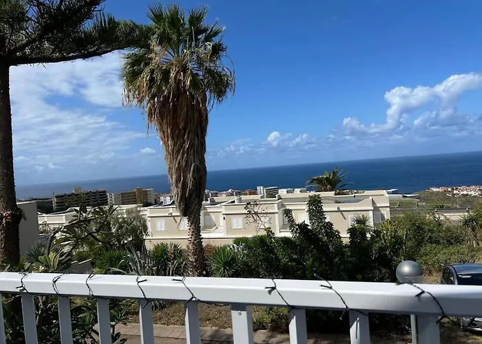 La Casa Nostra - Family Oriented House In Quiet Area Bajamar (La Laguna)