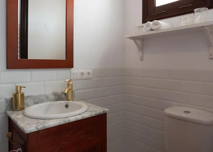 Dom wakacyjny La Casa Nostra - Family Oriented House In Quiet Area