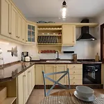 Hébergement de vacances La Casa Nostra - Family Oriented House In Quiet Area *
